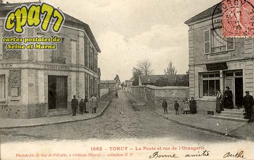 Torcy - La Poste et rue de l'Orangerie
