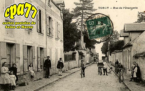Torcy - Rue de l'Orangerie