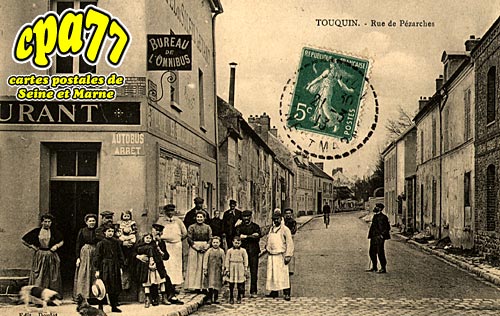 Touquin - Rue de Pzarches