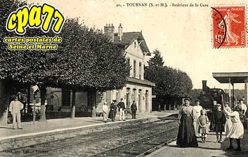 Tournan En Brie - Intérieur de la Gare