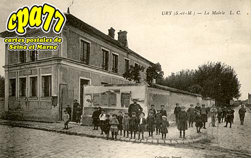 Ury - La Mairie
