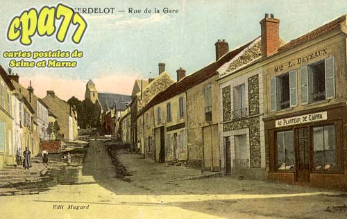 Verdelot - Rue de la Gare