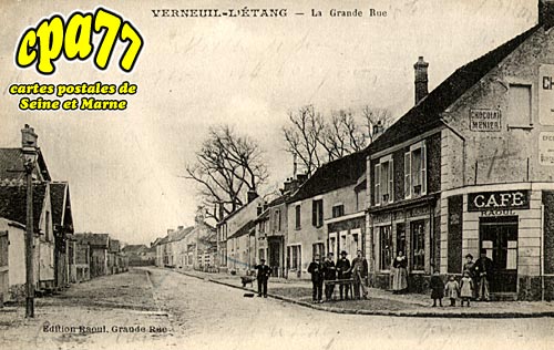 Verneuil L'tang - La Grande Rue