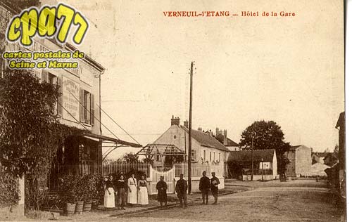 Verneuil L'tang - Htel de la Gare