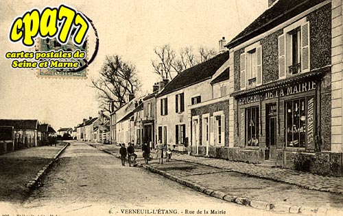 Verneuil L'tang - Rue de la Mairie