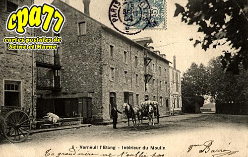 Verneuil L'tang - Intrieur du Moulin (en l'tat)