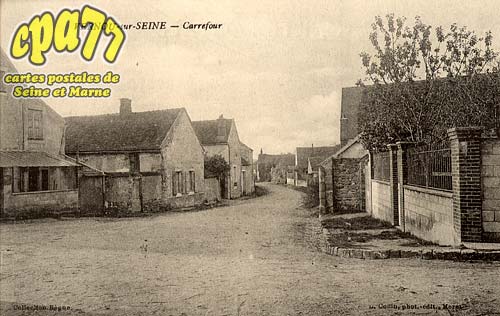 Vernou La Celle Sur Seine - Carrefour