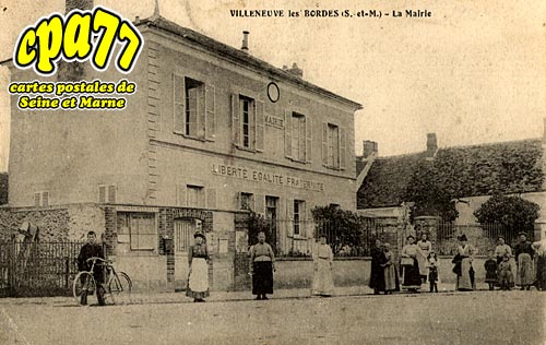 Villeneuve Les Bordes - La Mairie
