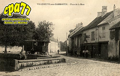 Villeneuve Sous Dammartin - Place de la Mare