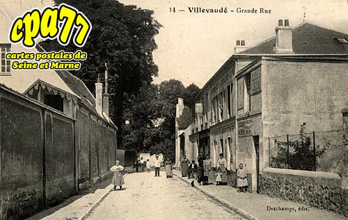 Villevaud - Grande Rue
