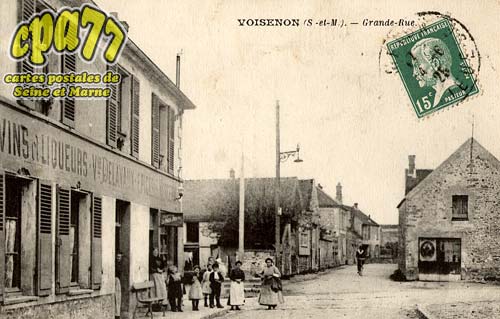 Voisenon - Grande-Rue