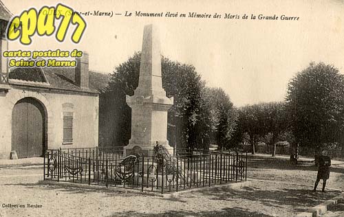 Voulx - Le Monument lev en Mmoire des Morts de la Grande Guerre